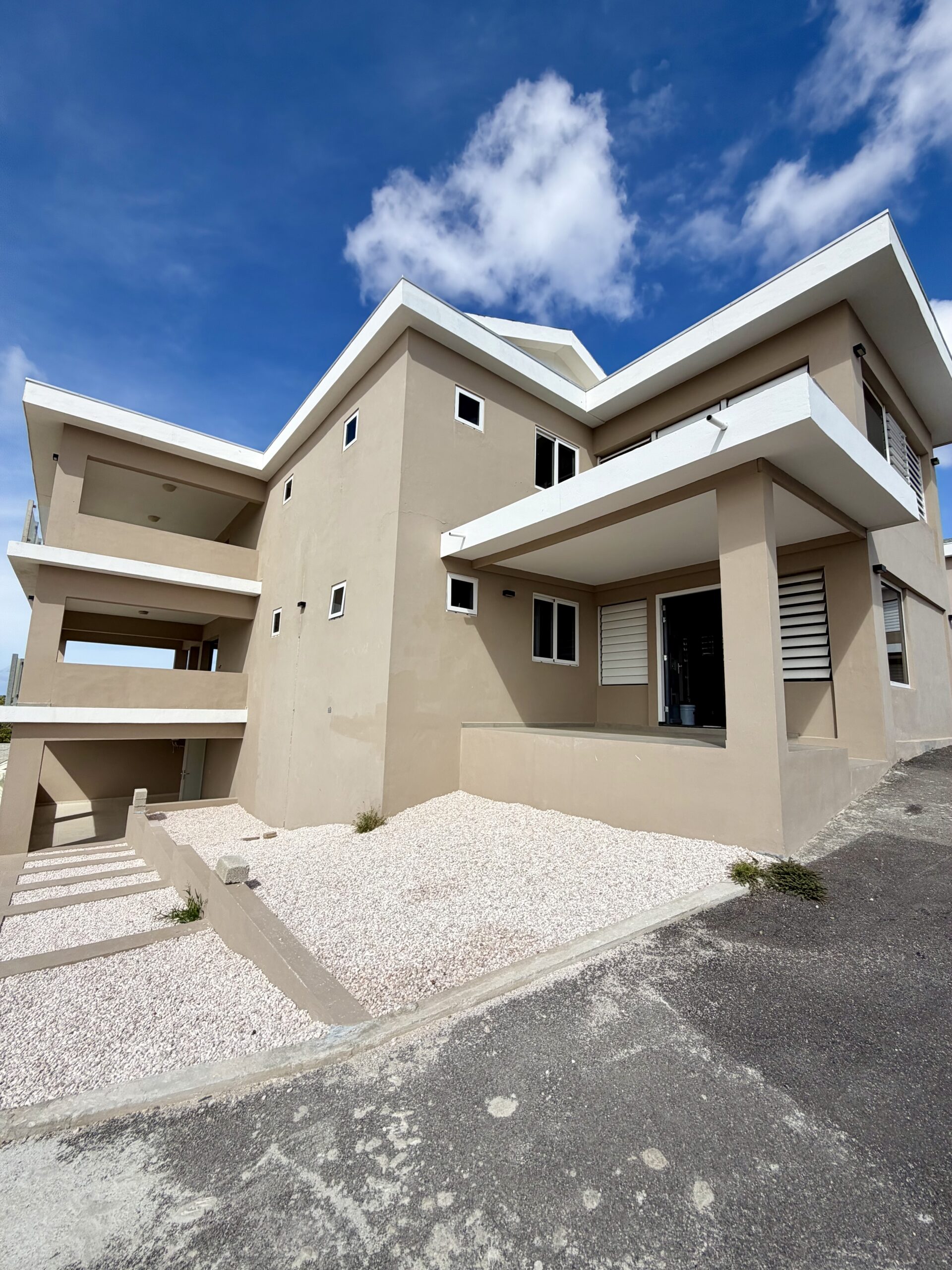 Apartment in Mambo Beach