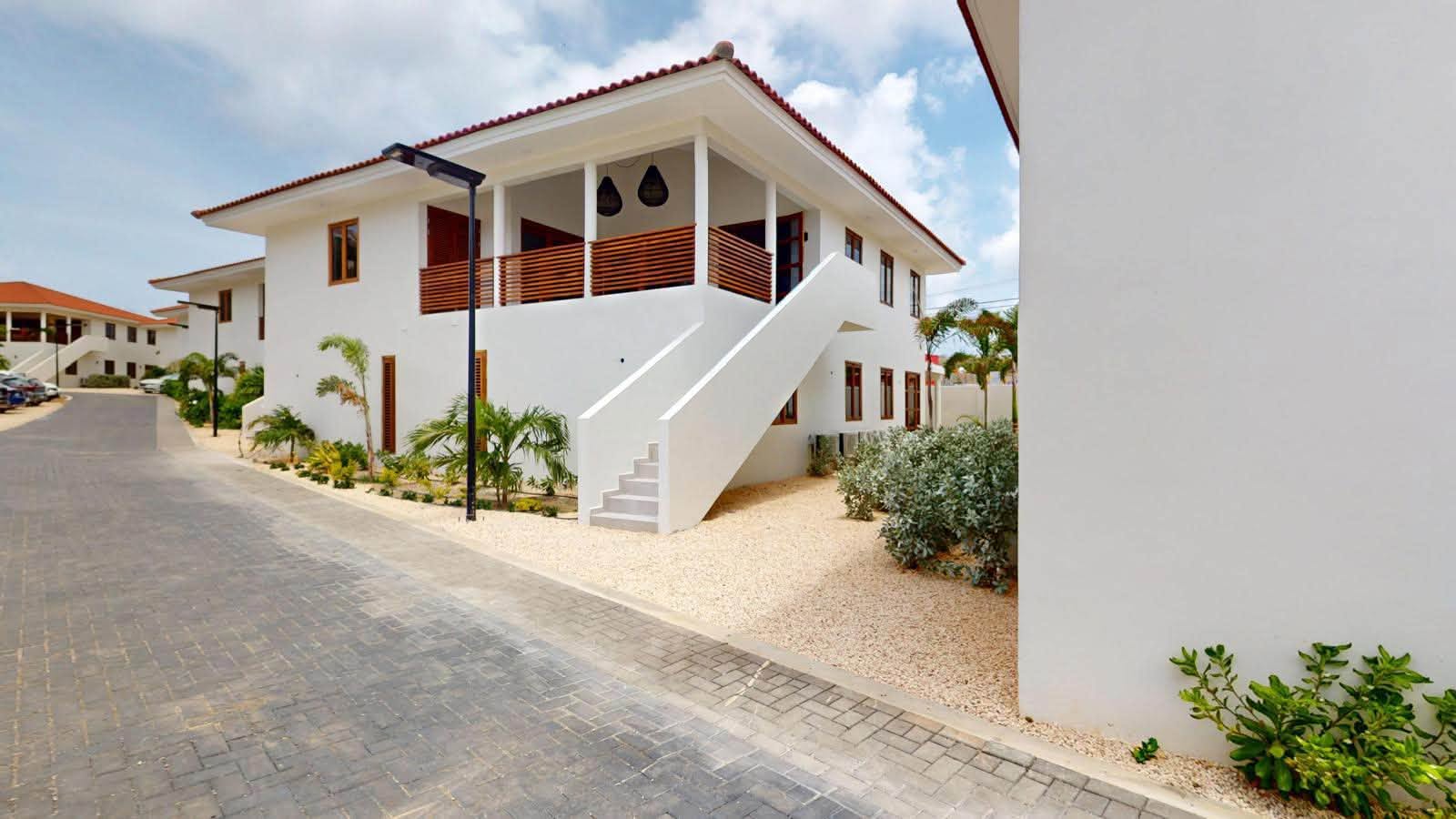 Apartment in Mambo Beach