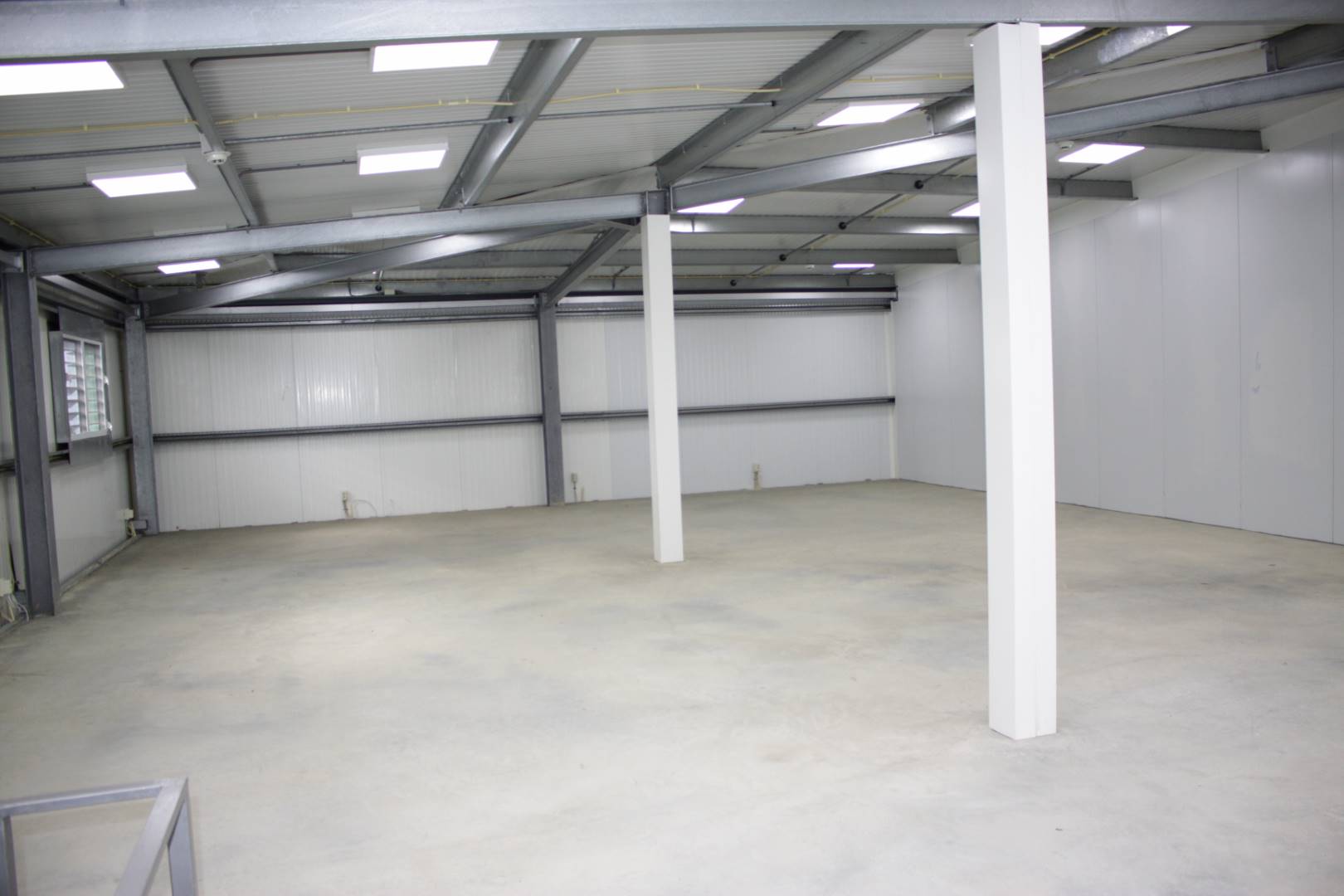 Commercial in Zeelandia