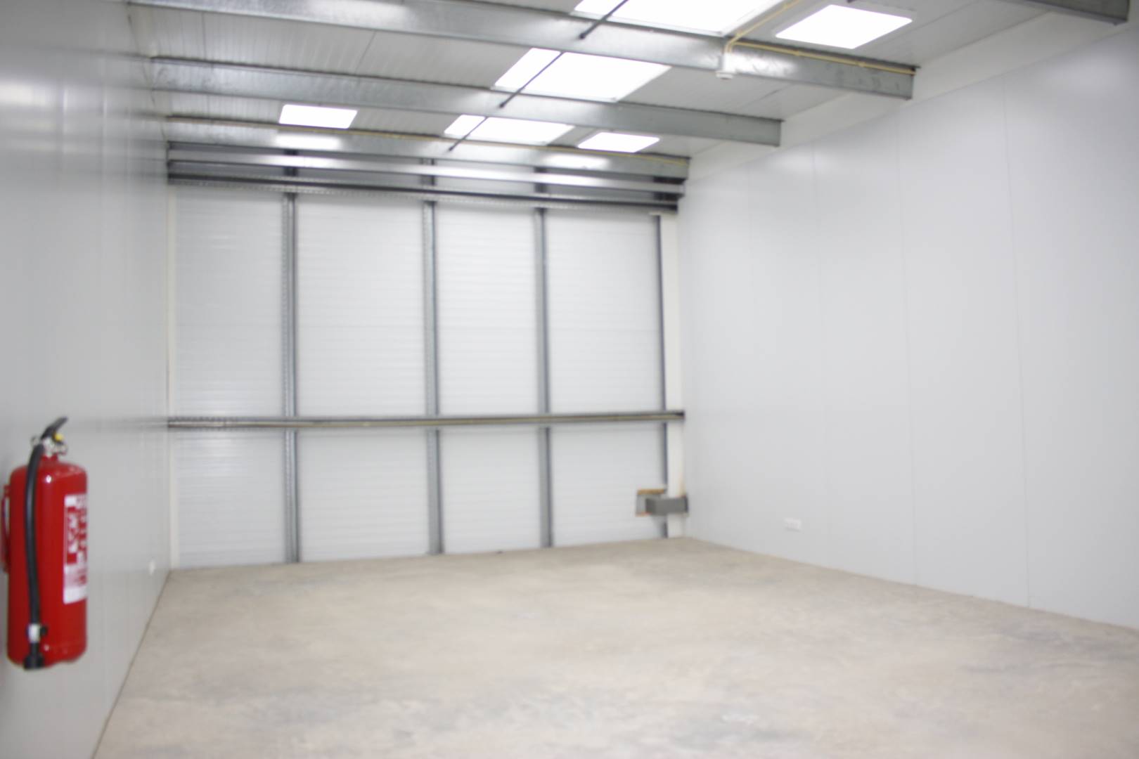 Commercial in Zeelandia