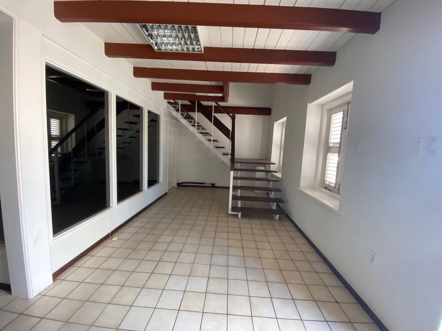 Commercial in Curaçao