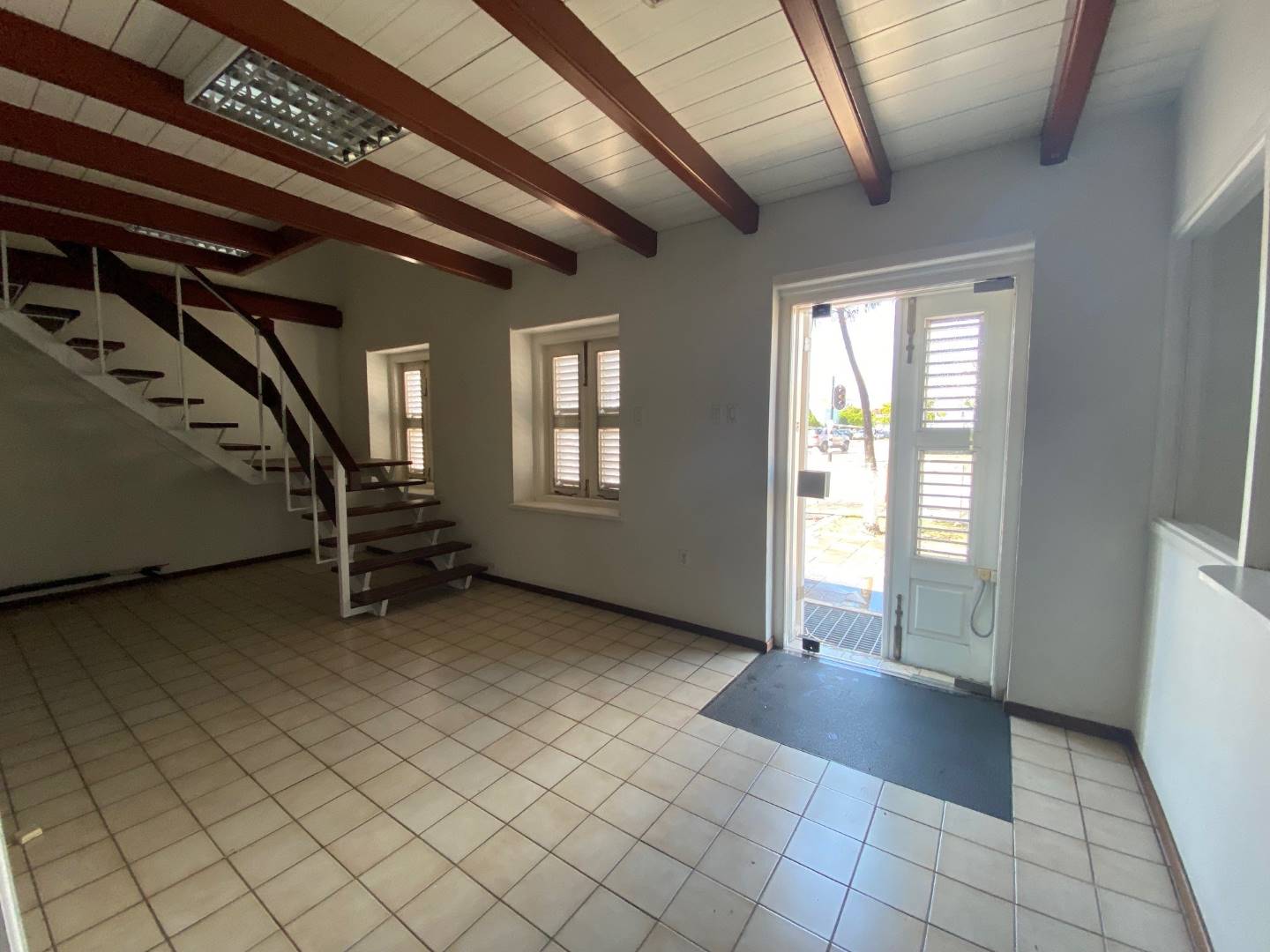 Commercial in Curaçao