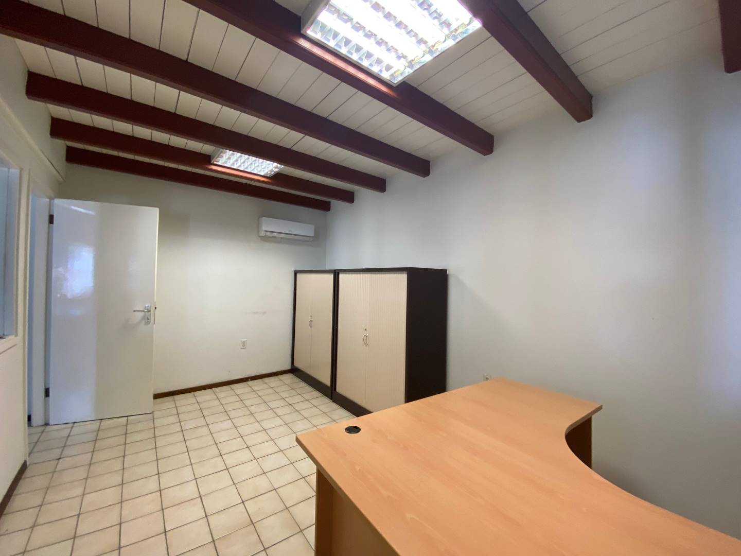 Commercial in Curaçao