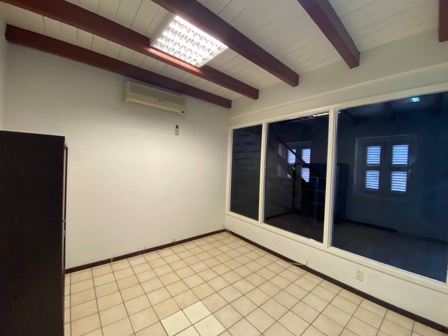Commercial in Curaçao