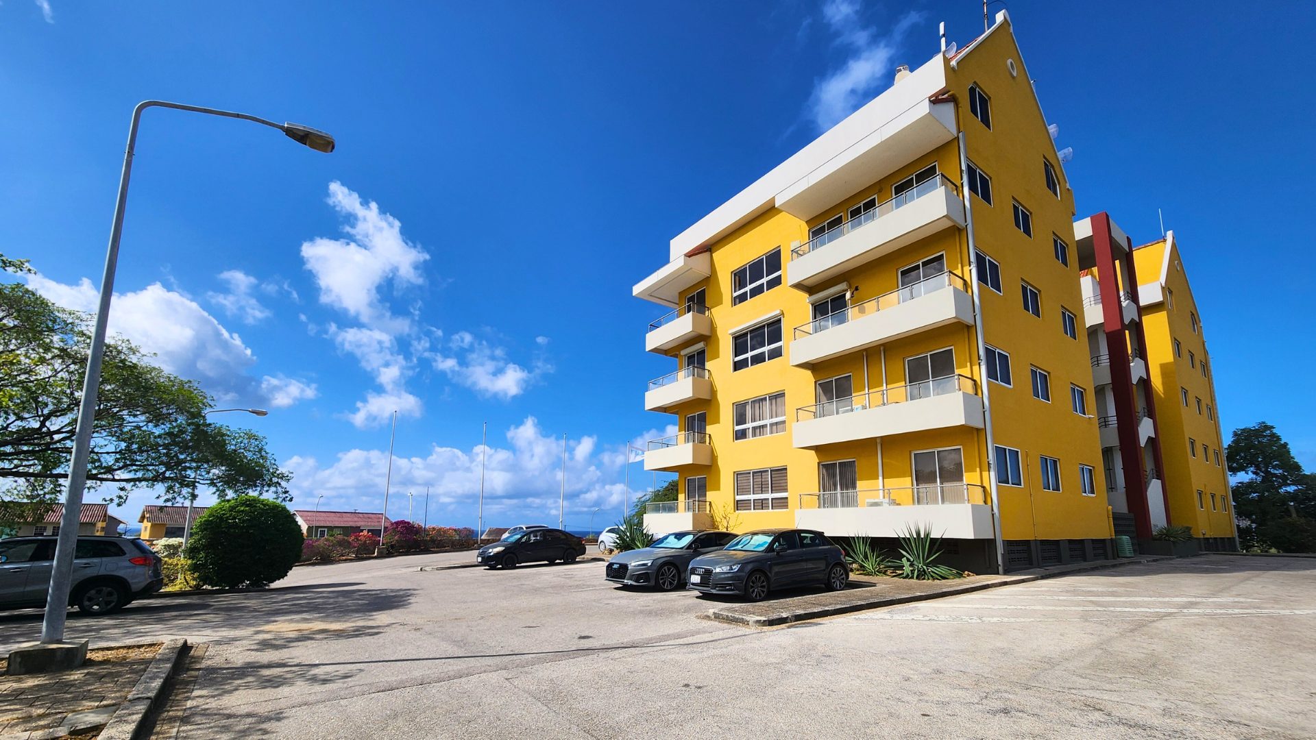 Commercial in Curaçao