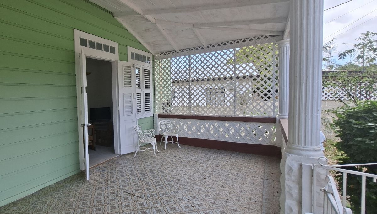 House in Suffisant