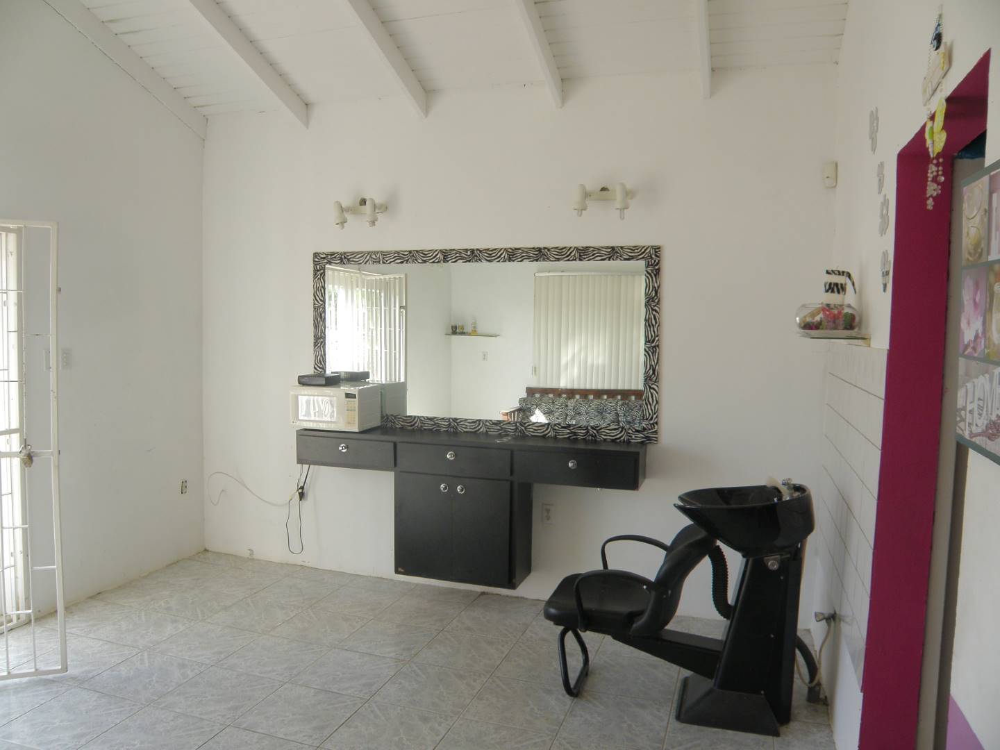 Commercial in Curaçao