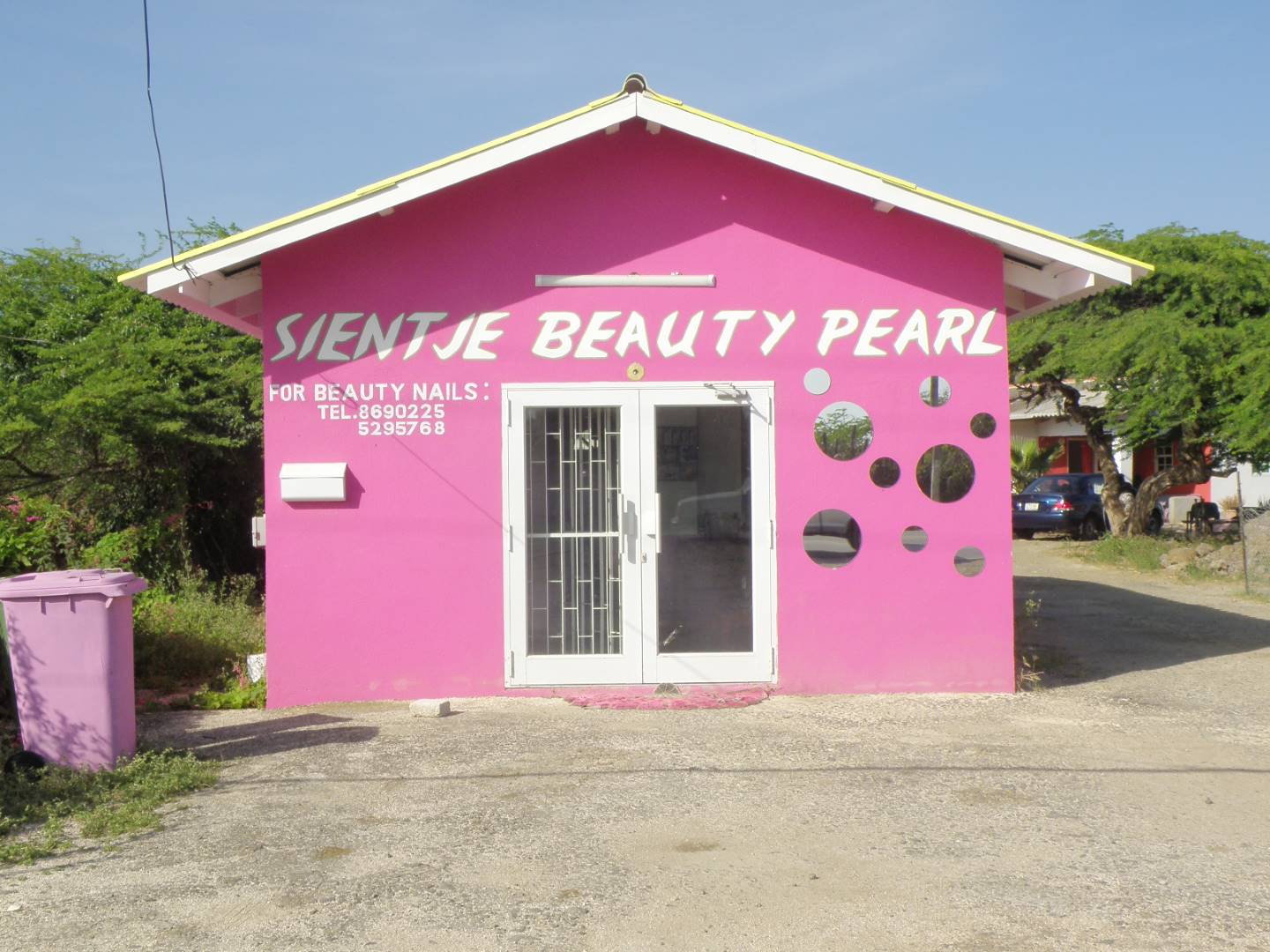 Bedrijfspand in Curaçao