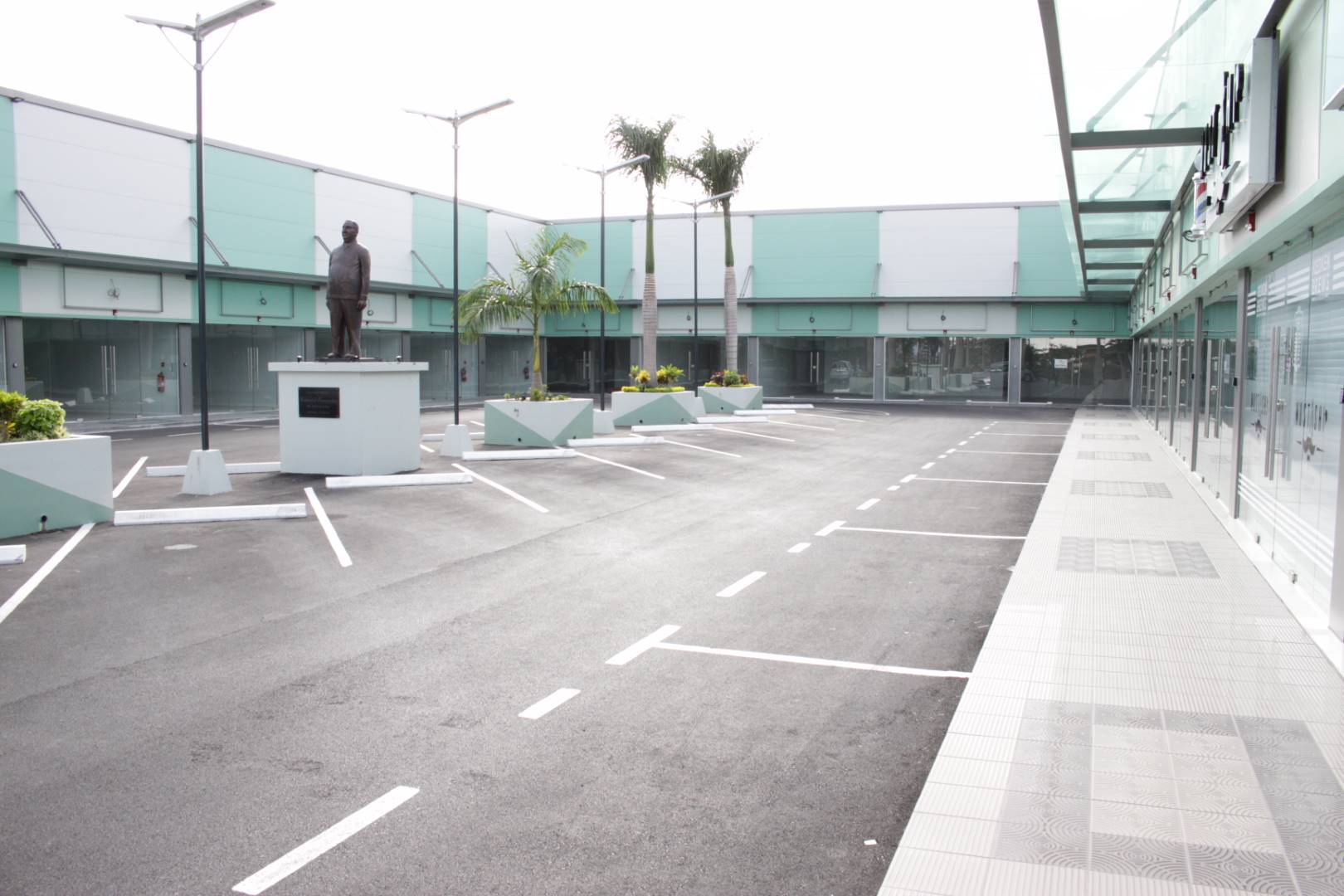 Commercial in Zeelandia