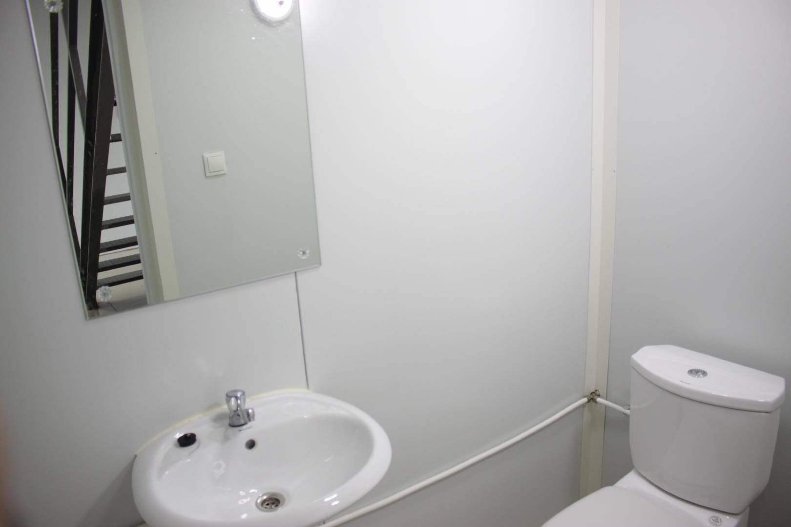 Commercial in Zeelandia