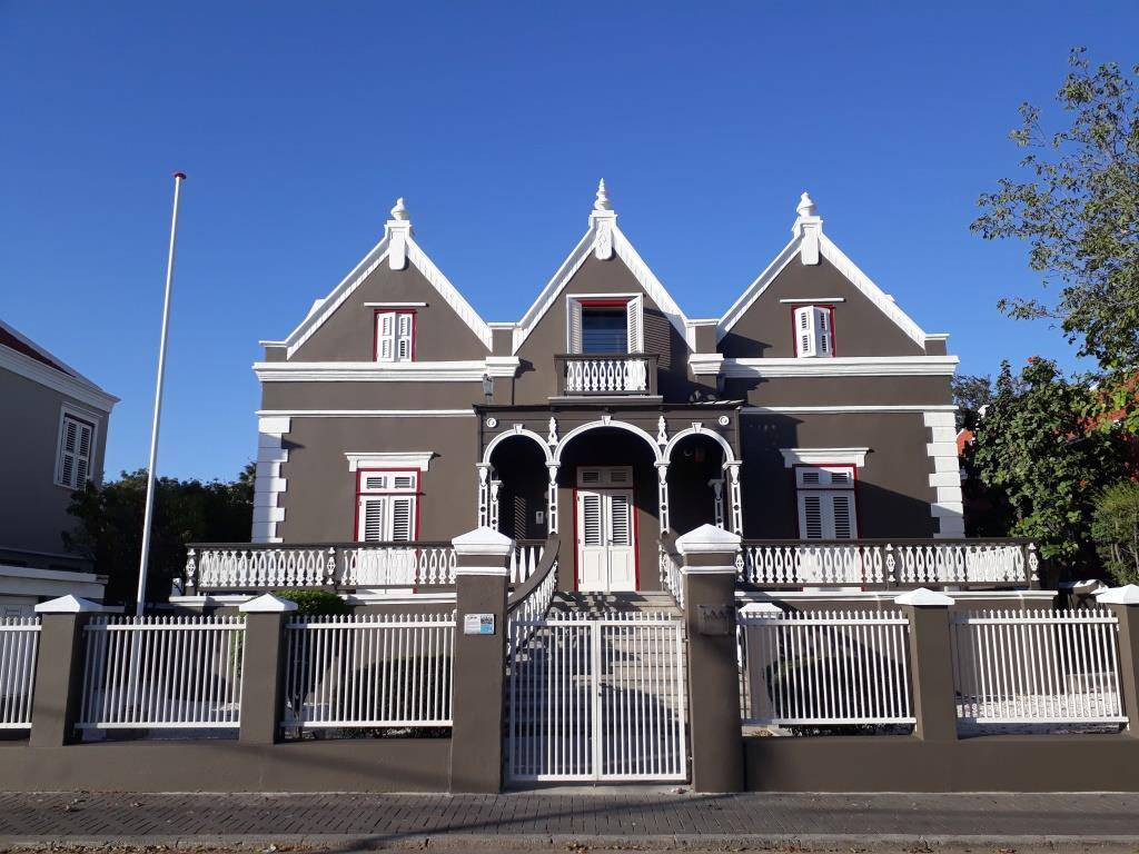 Bedrijfspand in Curaçao