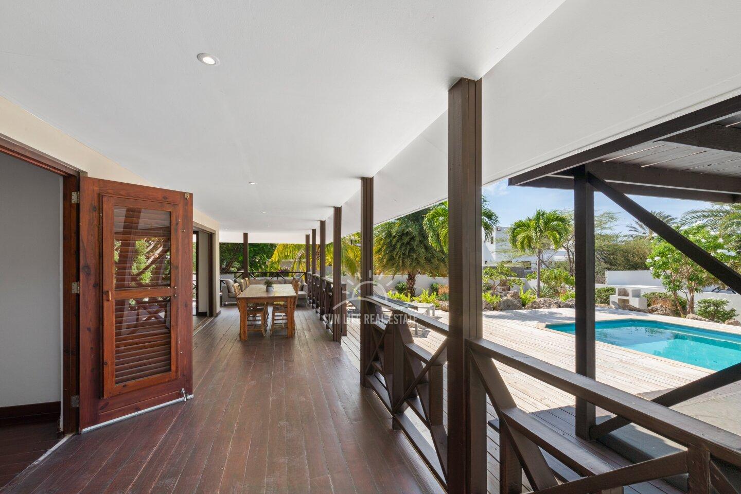 Villa in Vista Royal