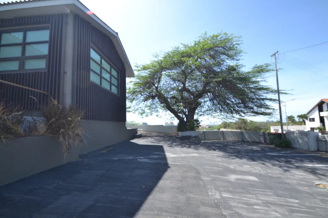 Commercial in Curaçao