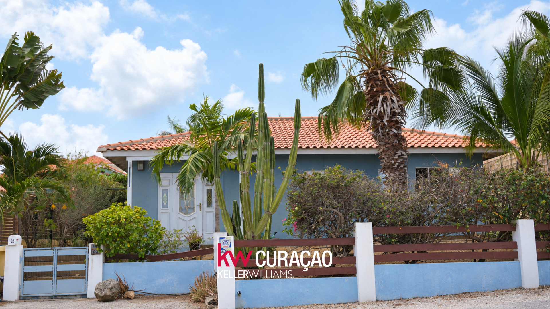 House in Montaña