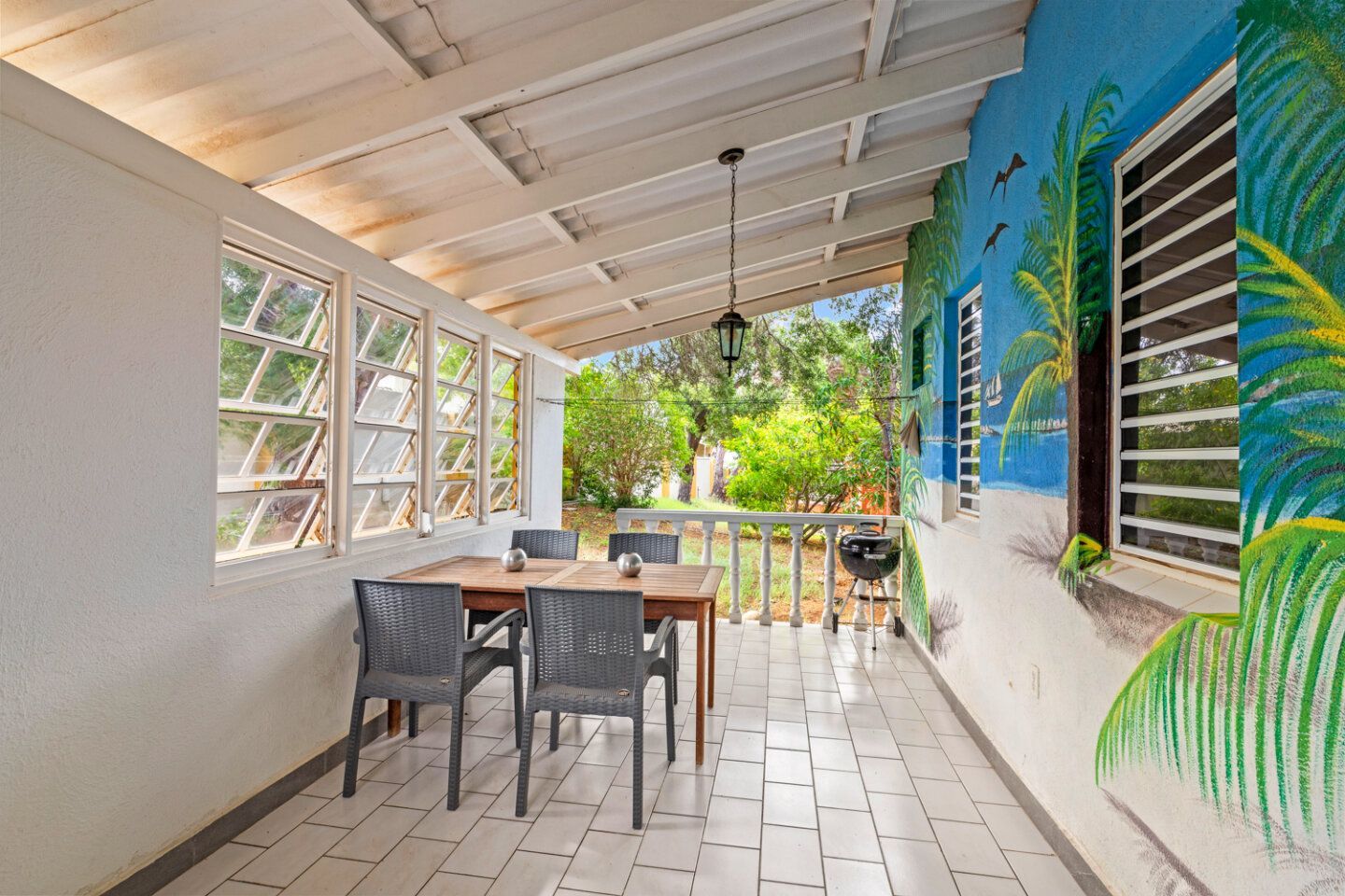 House in Seru Coral