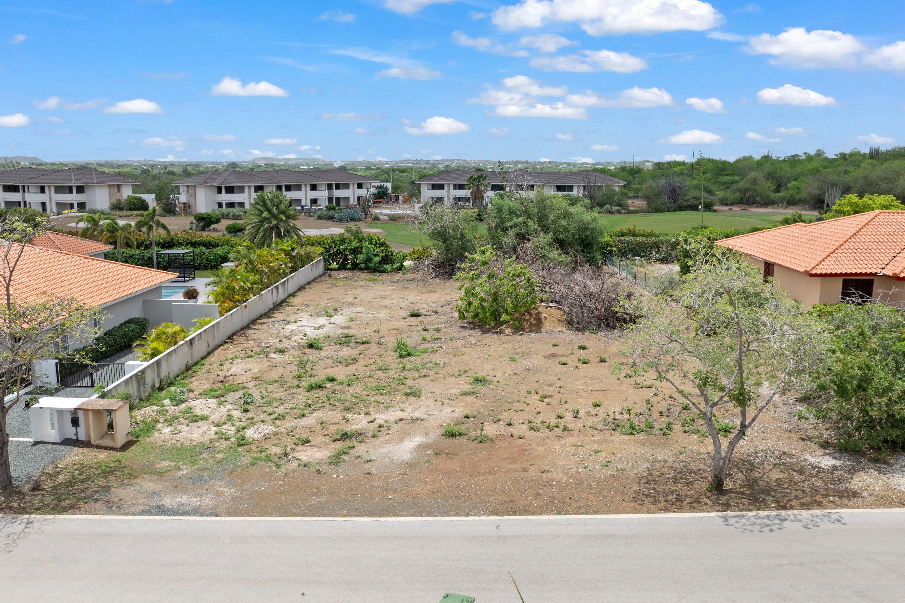 Land / plot in Blue Bay
