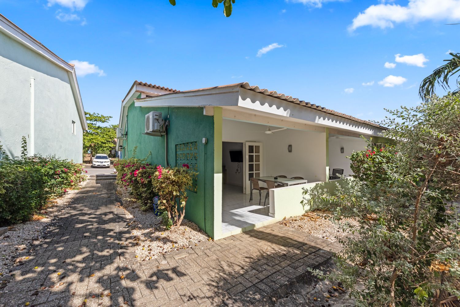 Apartment in Seru Coral