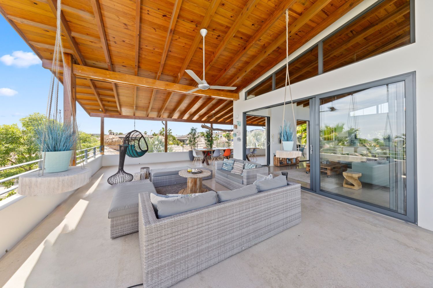 Villa in Vista Royal