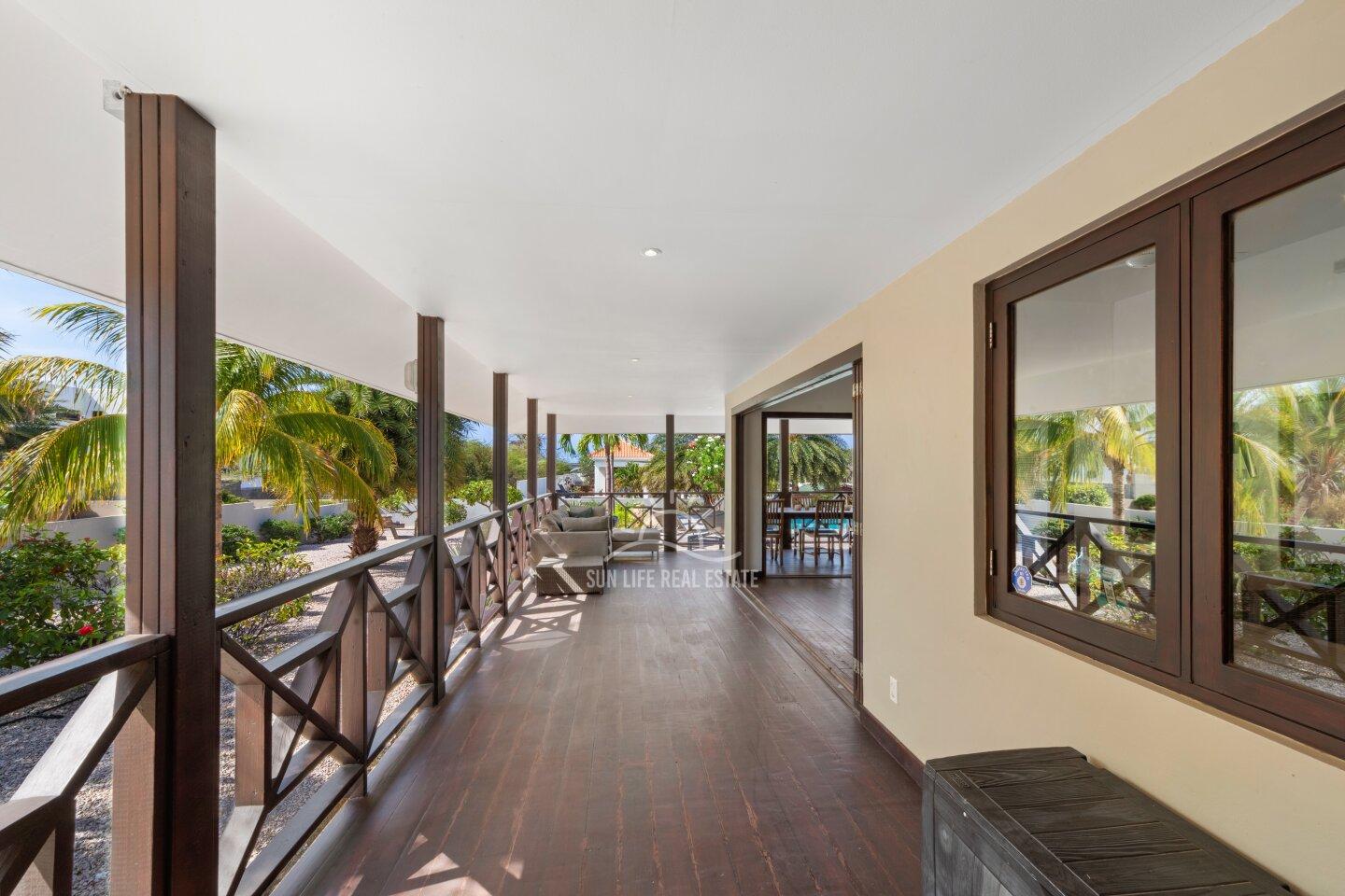 Villa in Vista Royal