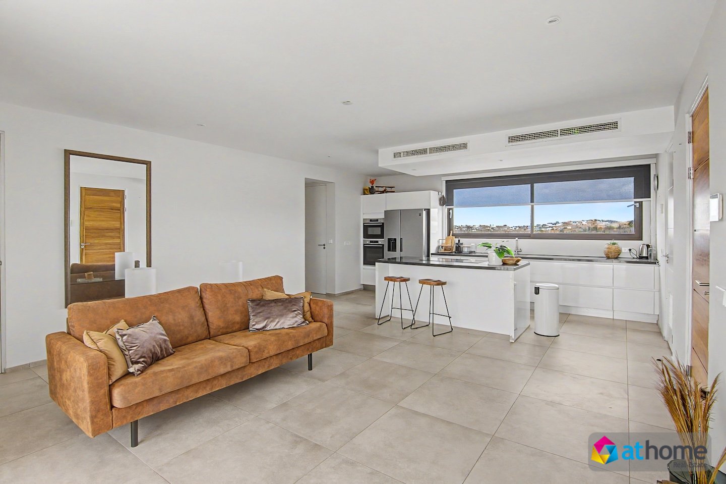 Apartment in Jan Sofat