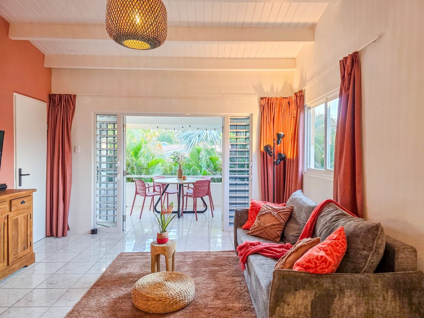 Apartment in Seru Coral