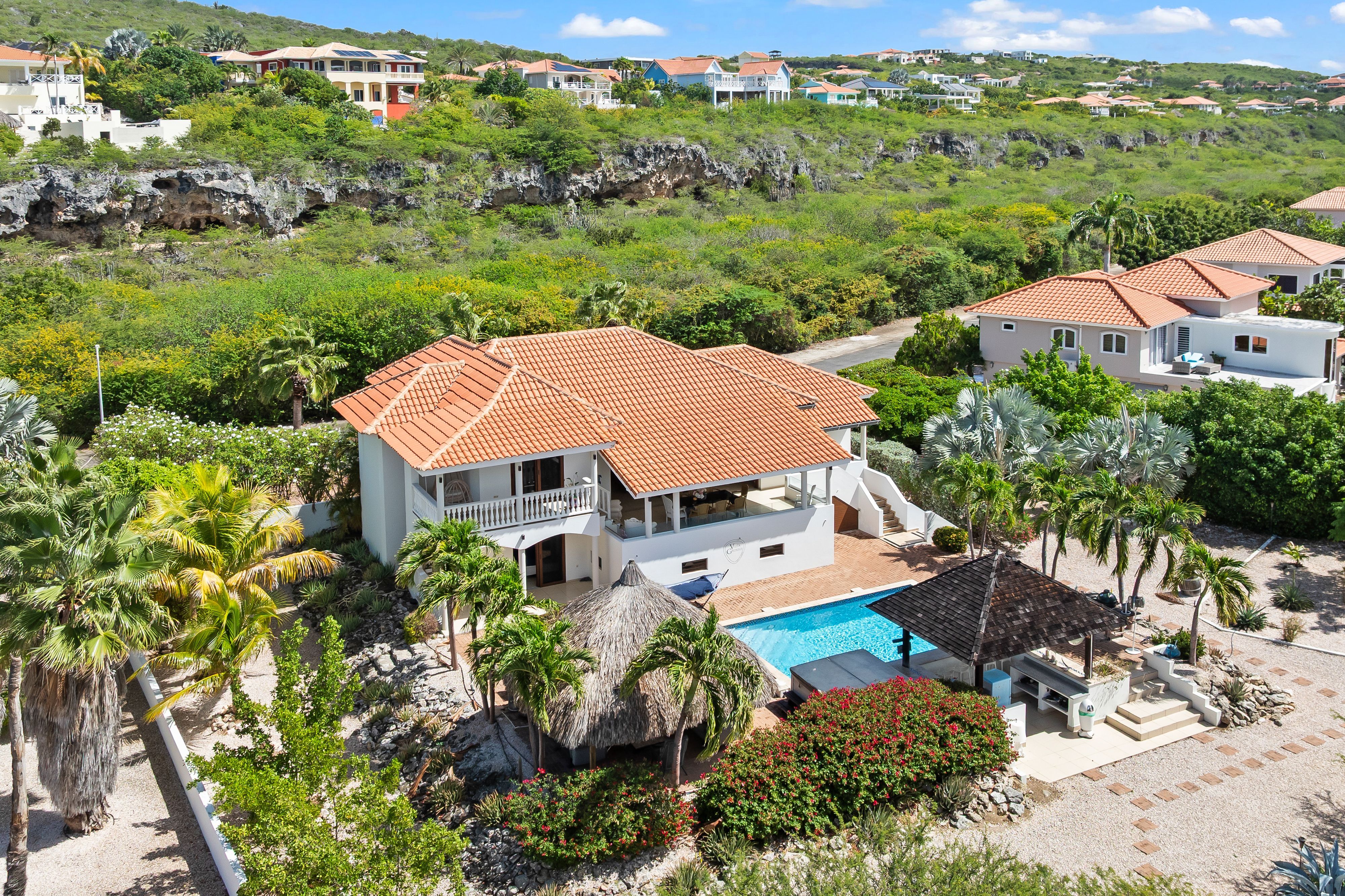 Villa in Coral Estate