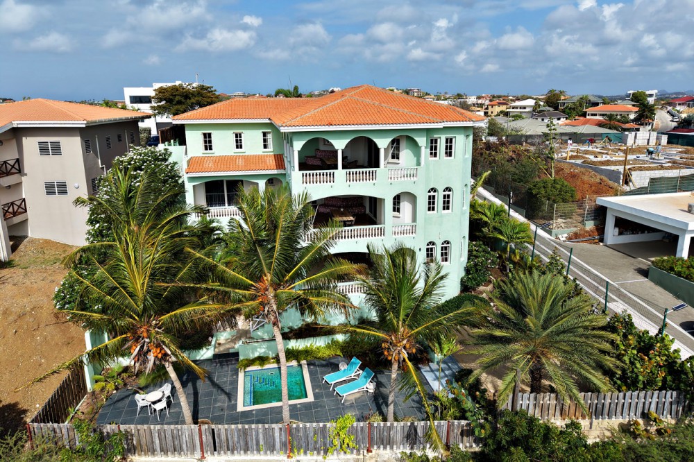 Property in Curaçao