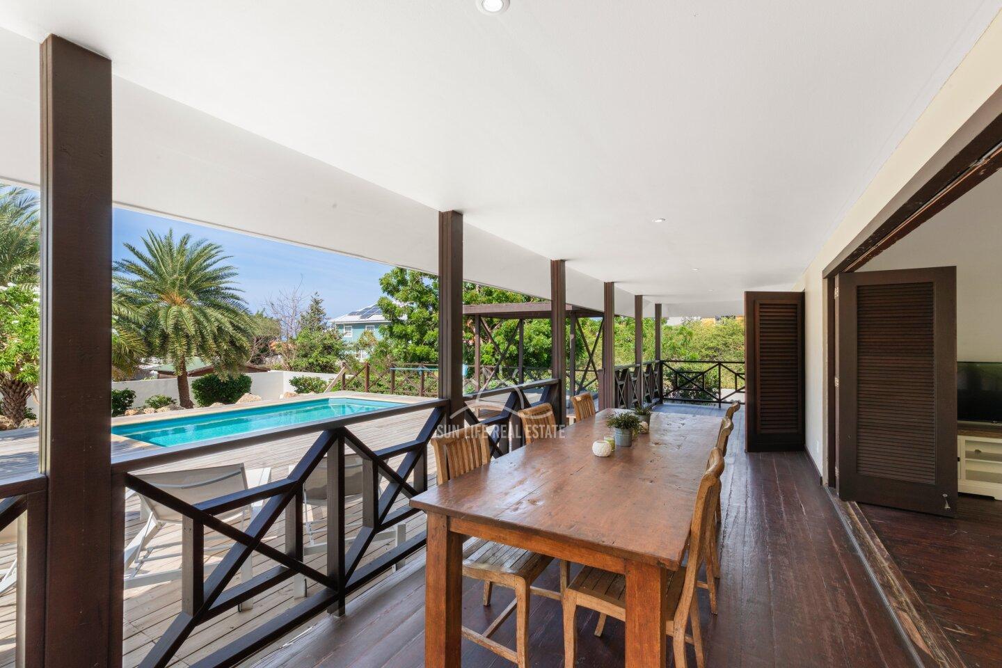 Villa in Vista Royal