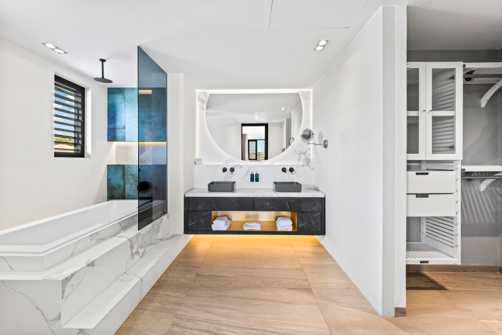 Apartment in Blue Bay