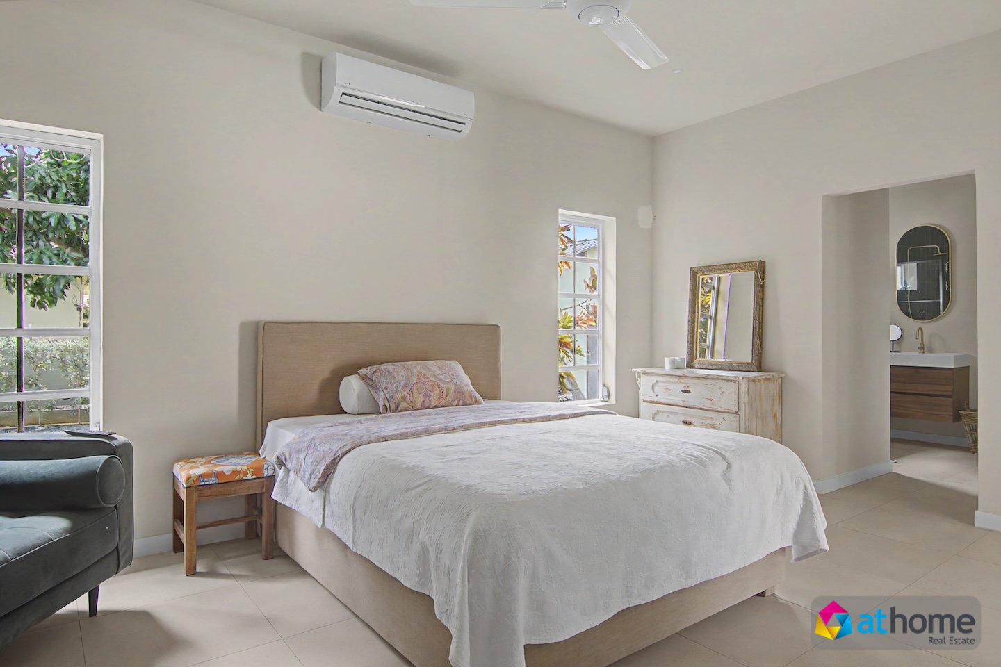Property in Matancia