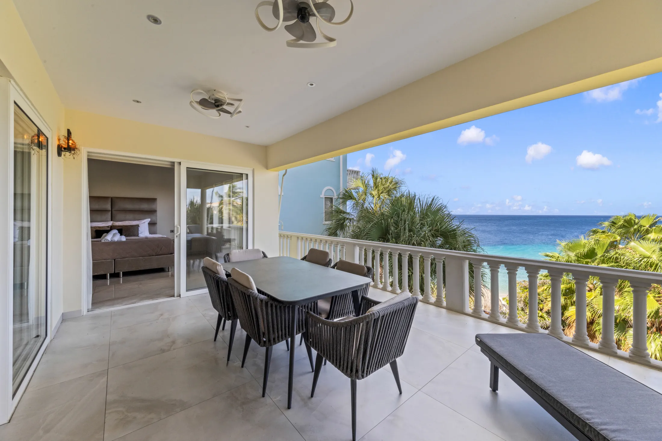 Apartment in Blue Bay