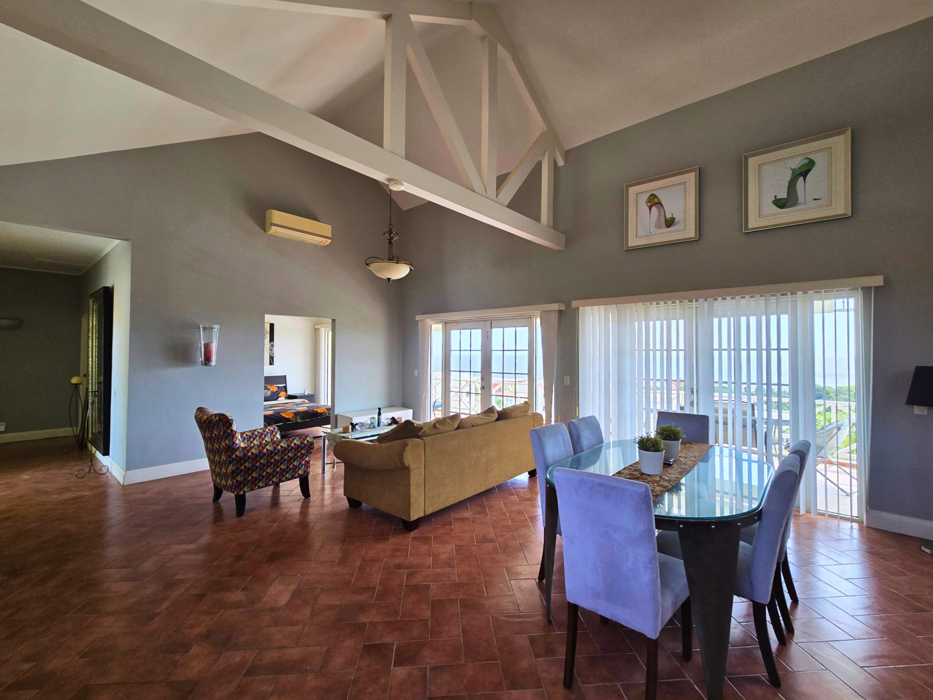 Property in Parasasa