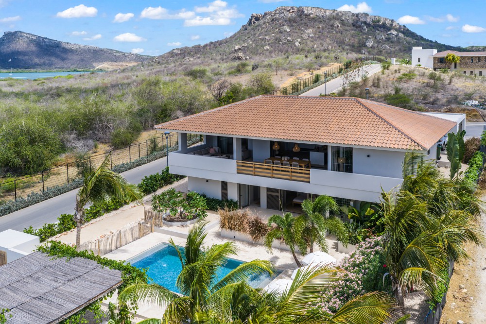 Villa in Blue Bay