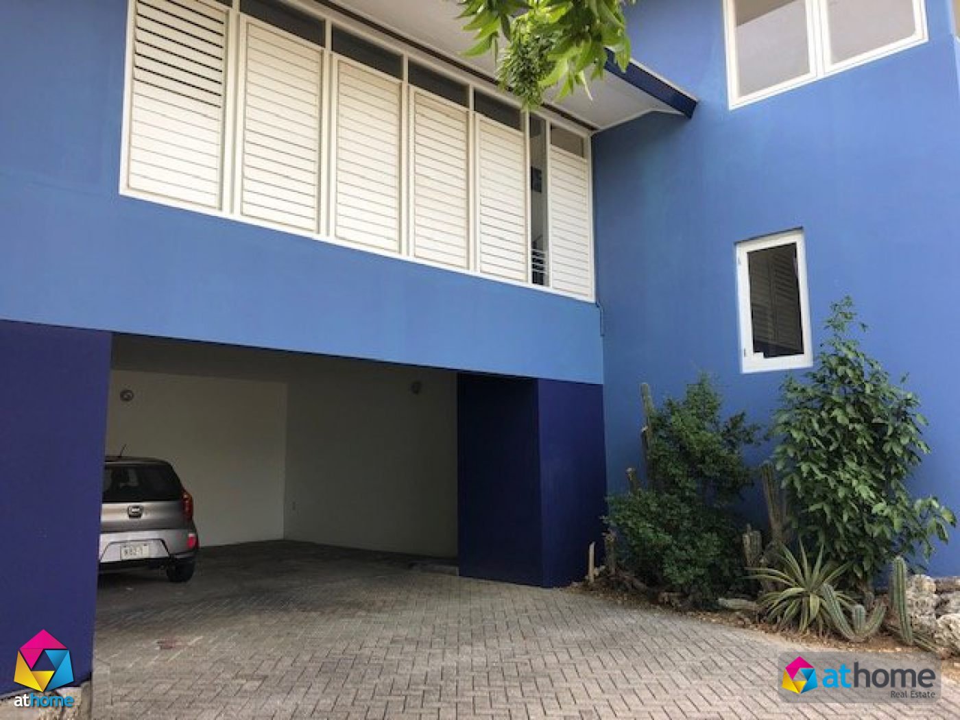 House in Mambo Beach