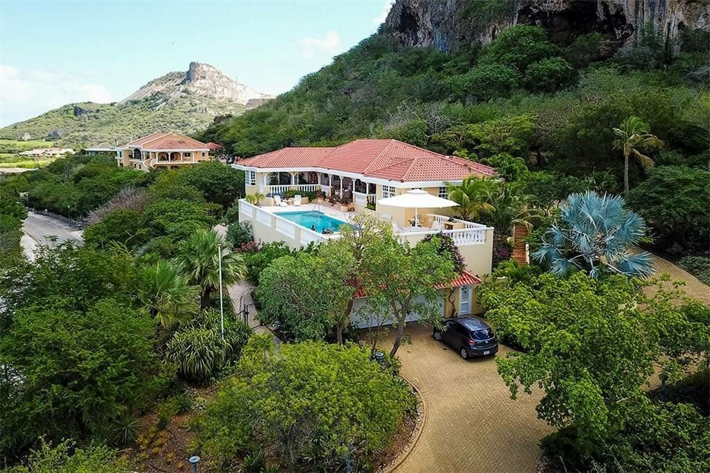 Villa in Seru Boca