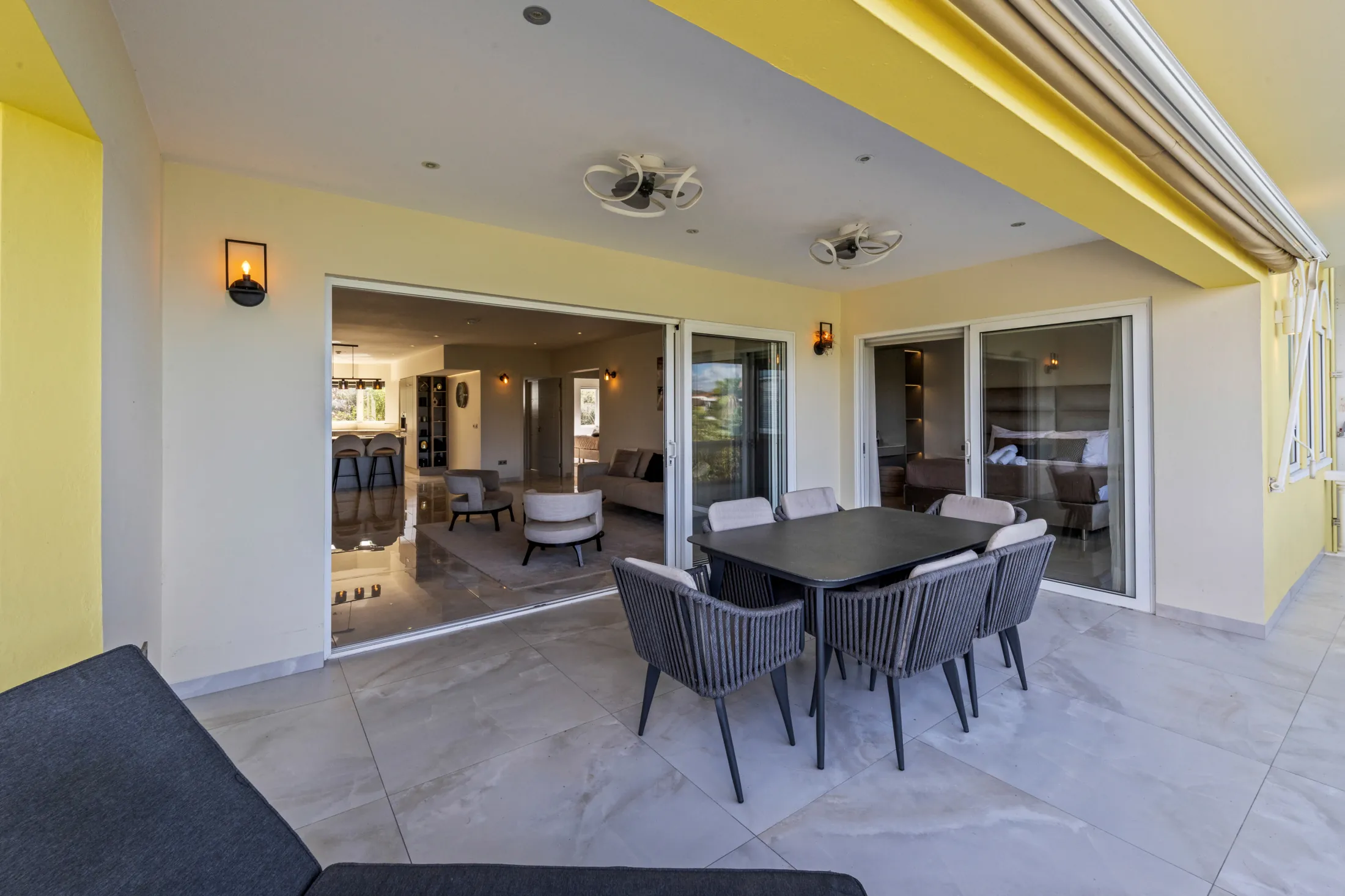 Apartment in Blue Bay