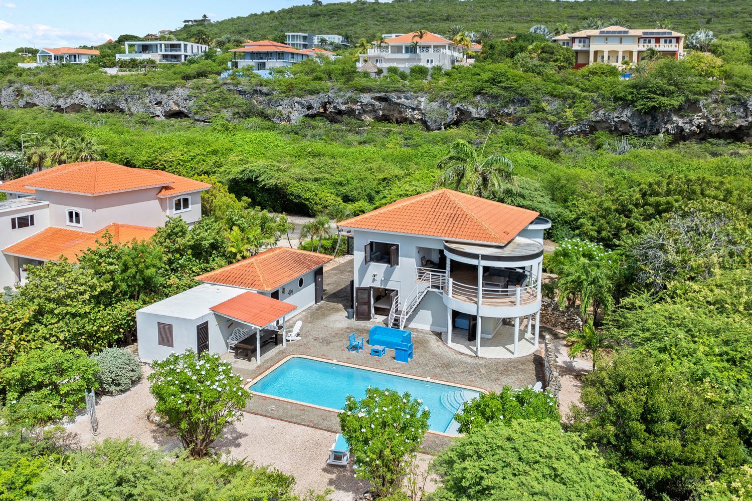 Villa in Coral Estate