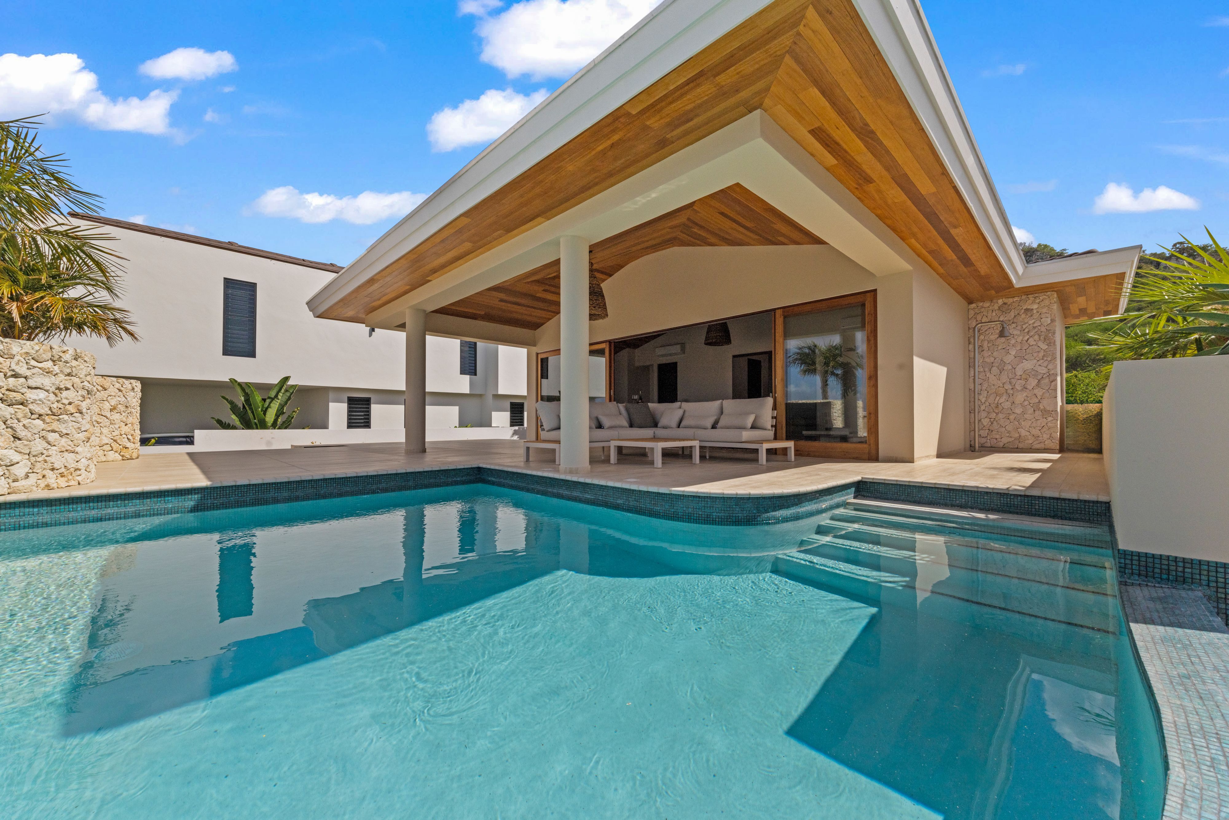 Villa in Blue Bay
