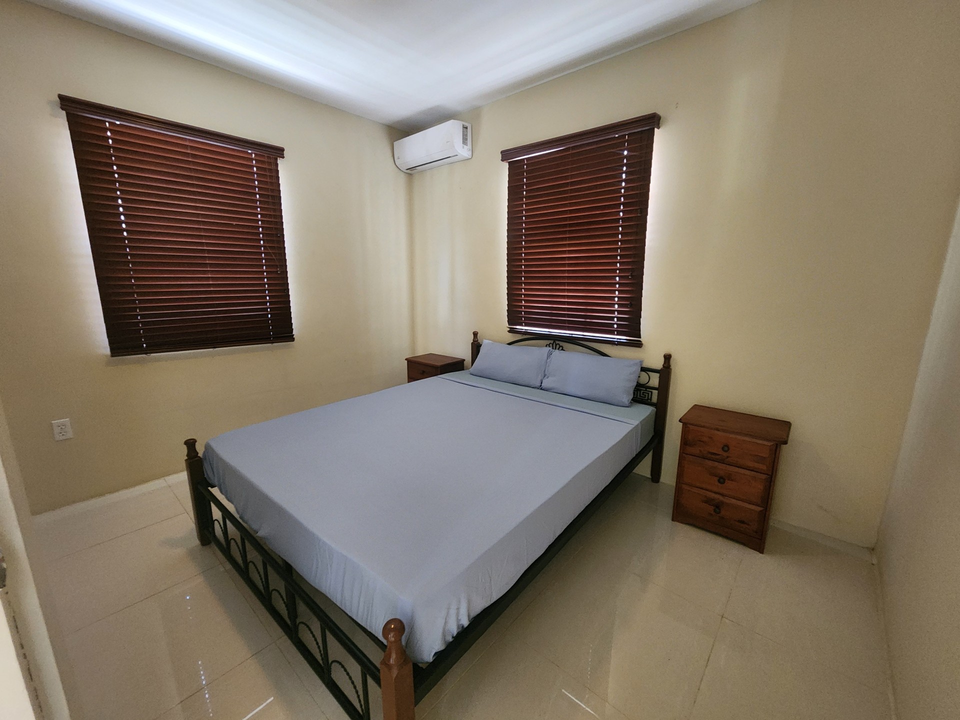 Property in Rust & Vrede