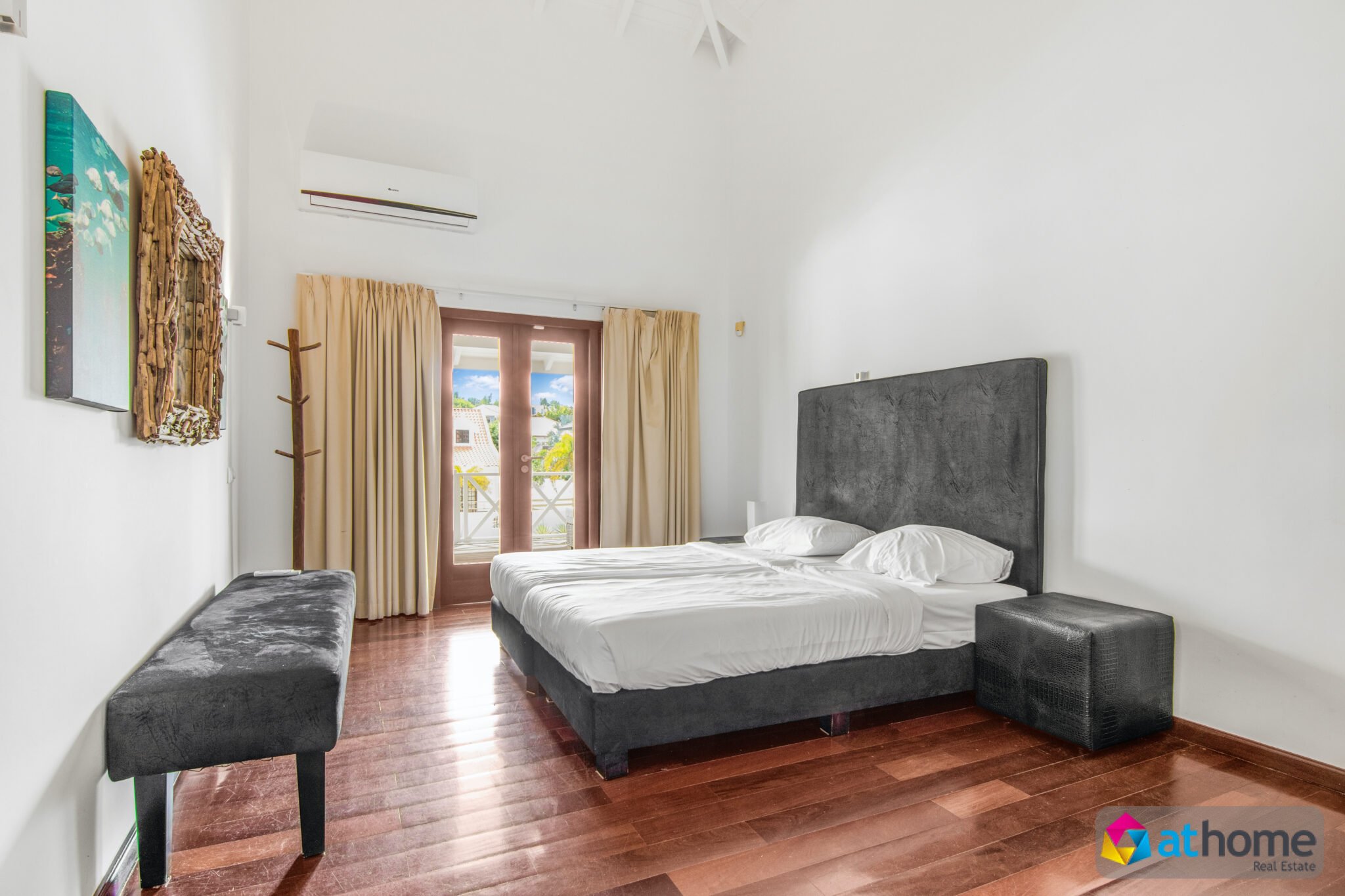 Property in Vista Royal