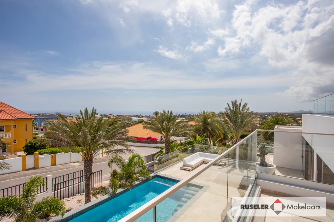 Property in Vista Royal