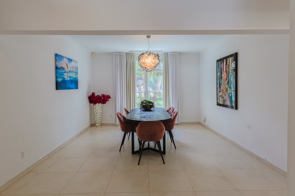 Property in Toni Kunchi