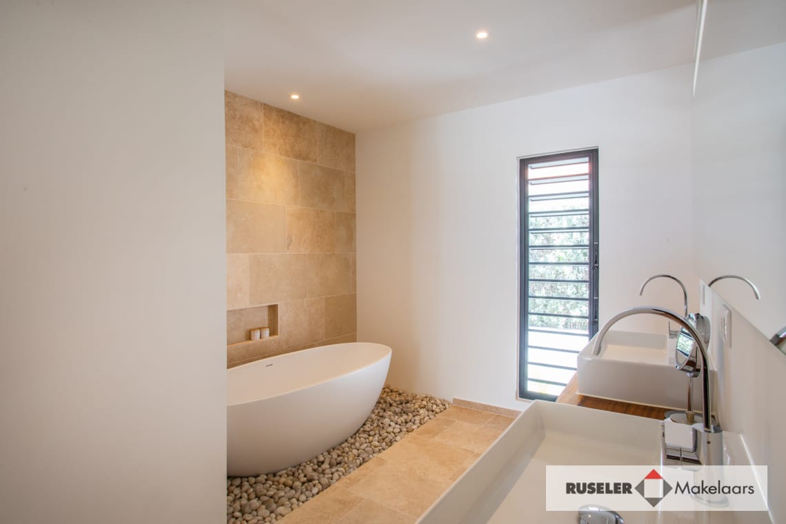 Property in Vista Royal