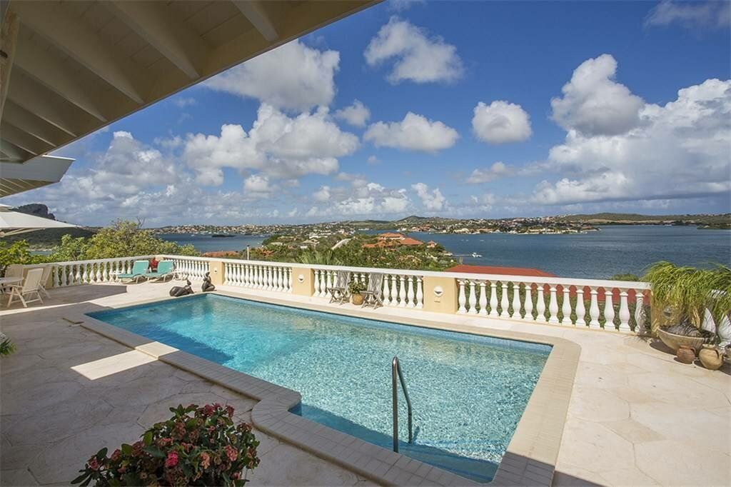 Villa in Seru Boca