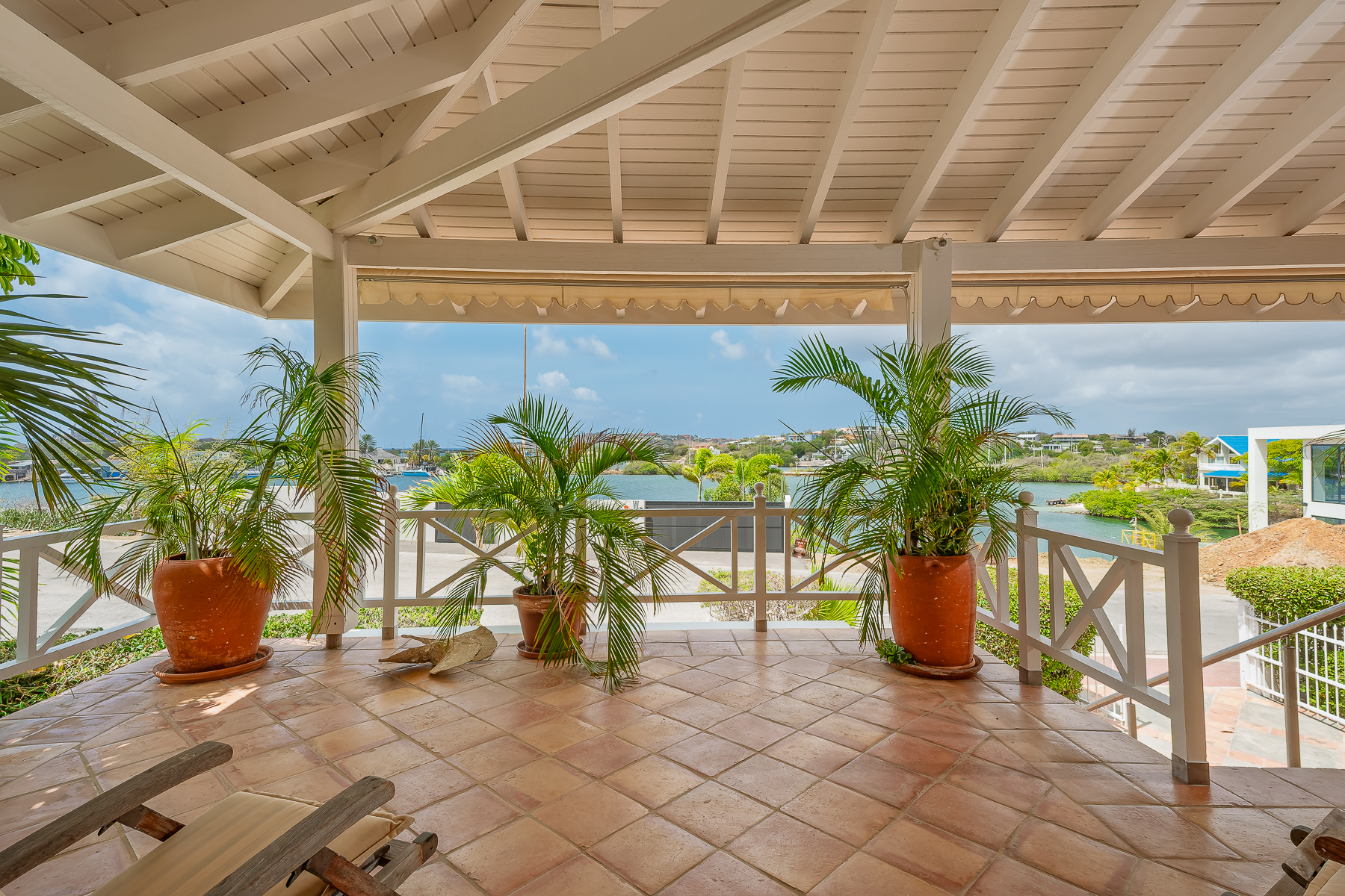 Villa in Spanish Water
