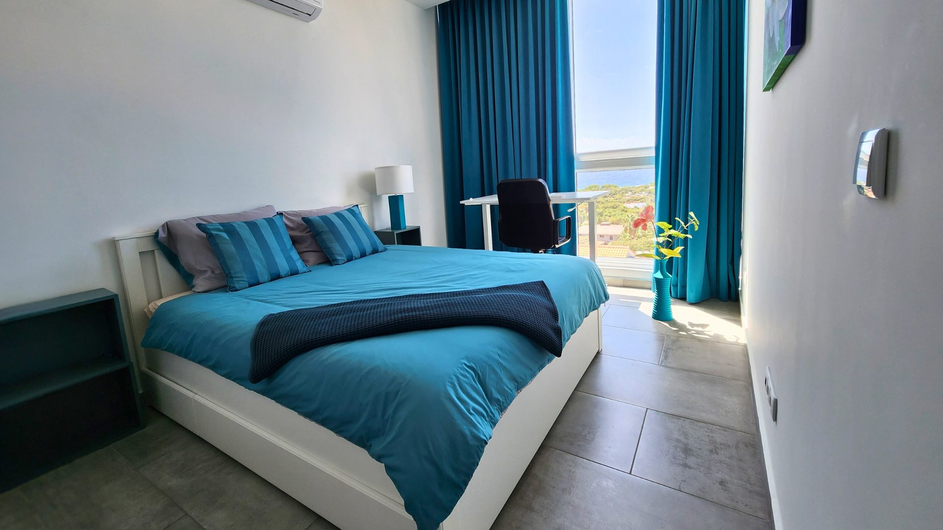 Property in Parasasa