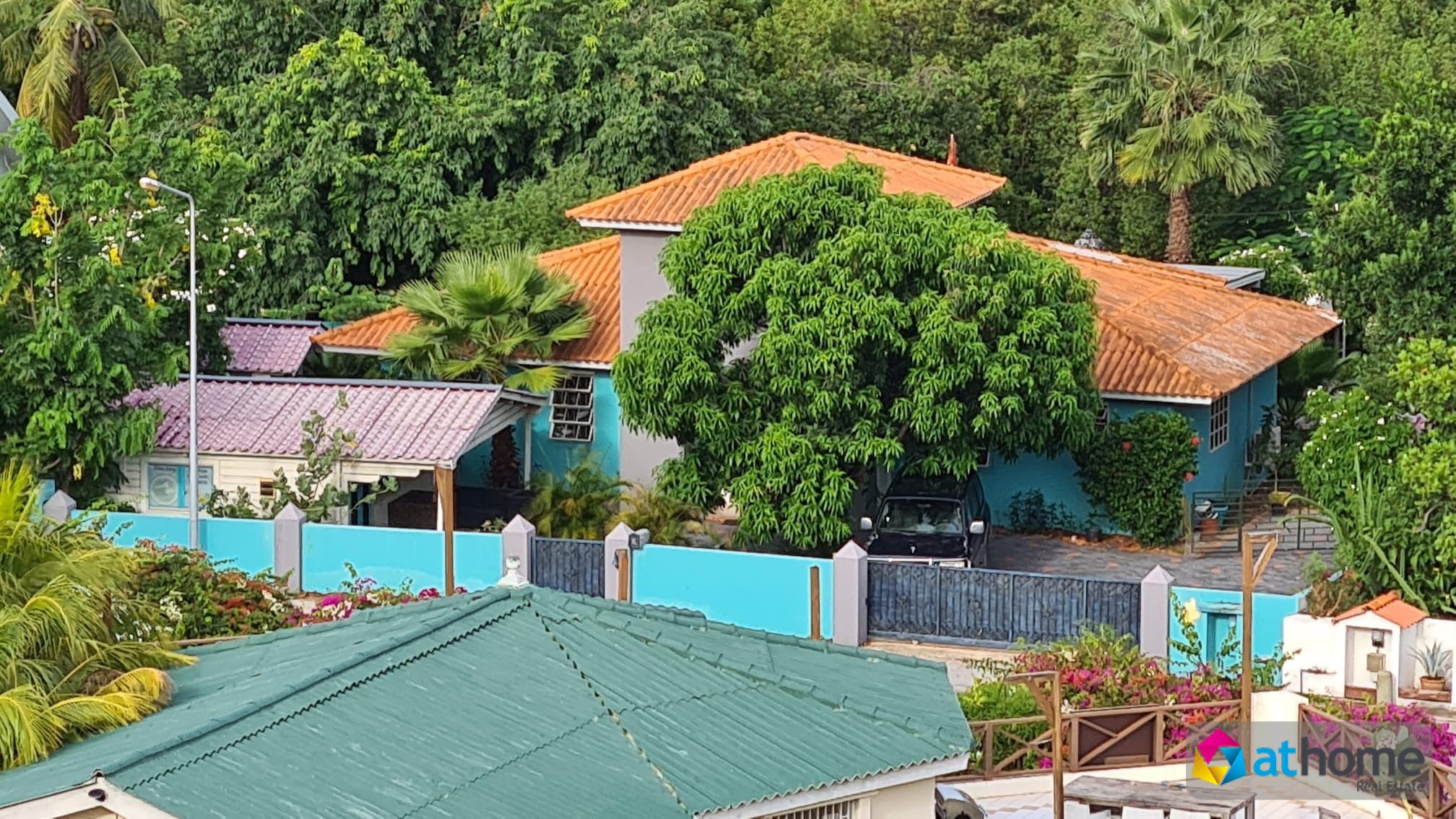 Property in Bottelier