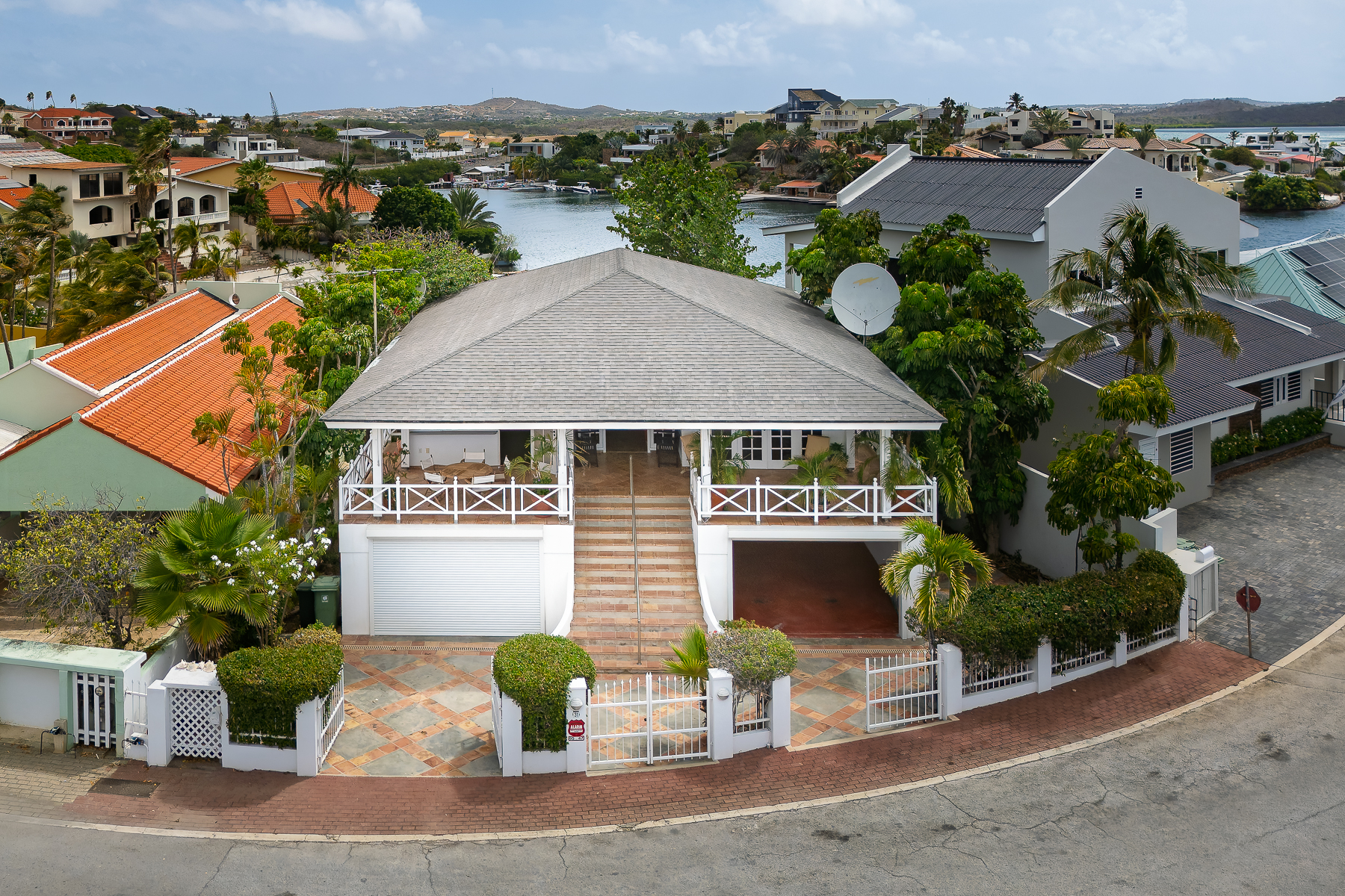 Villa in Spanish Water