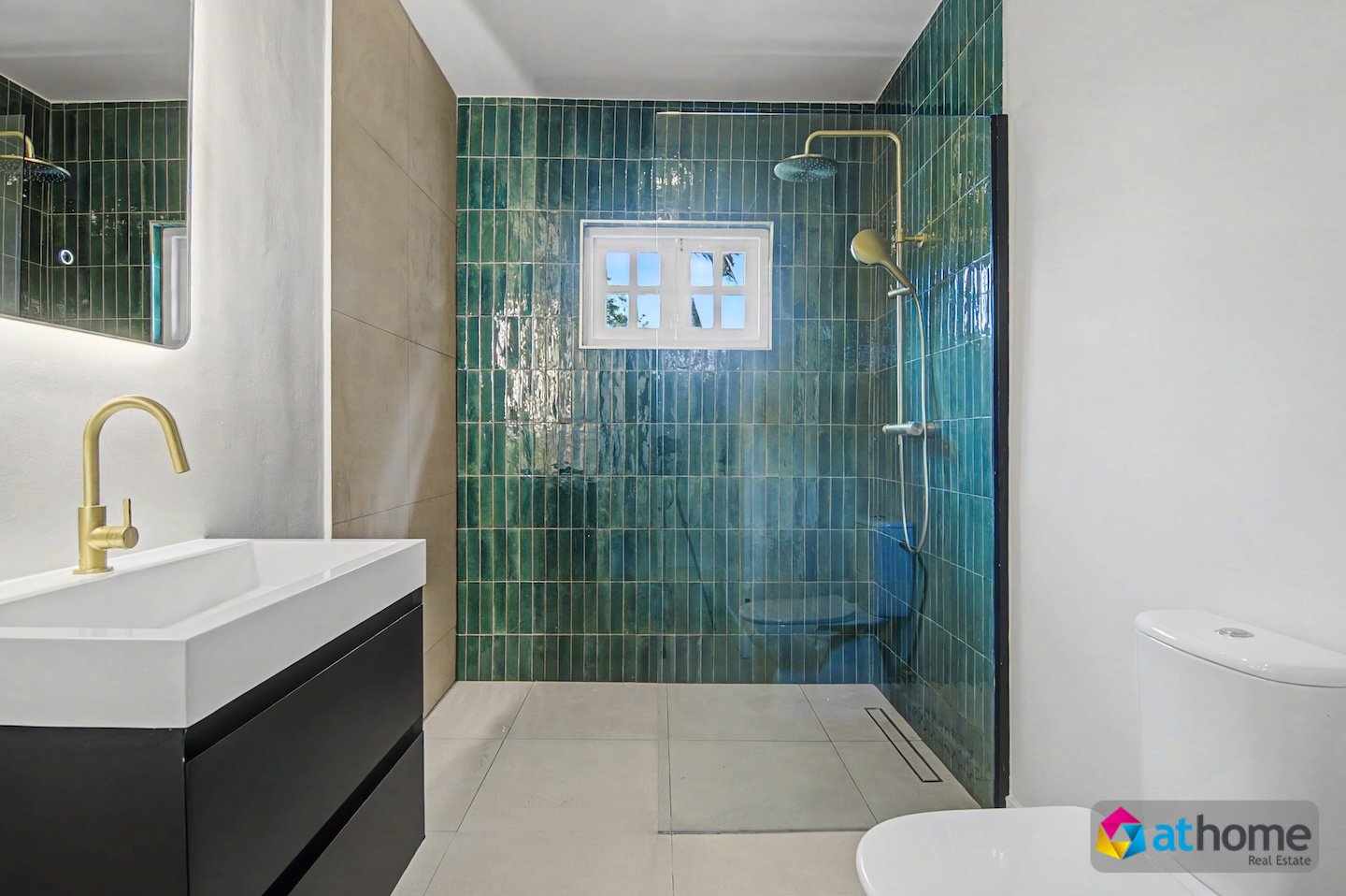 Property in Matancia