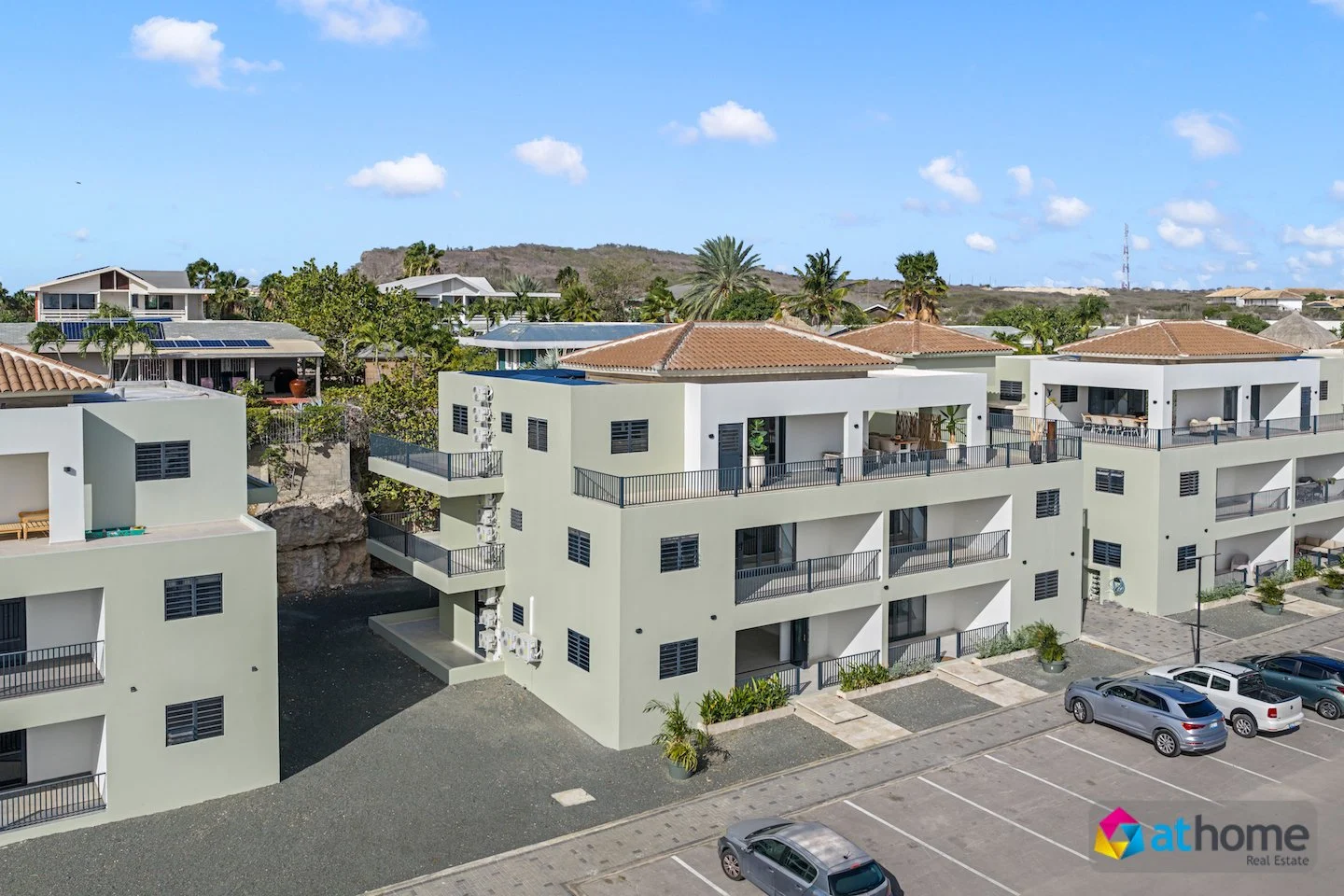 Apartment in Mambo Beach